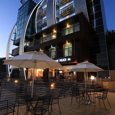 גאוז'ה Radiance Tourist Hotel מראה חיצוני תמונה